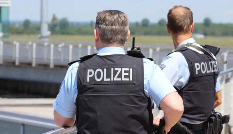 Policija Njemačka.jpg